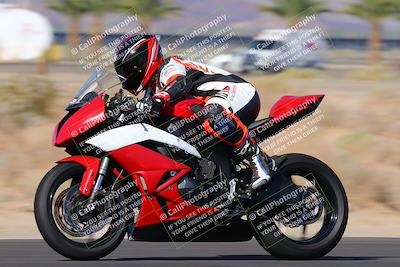 media/Oct-09-2022-SoCal Trackdays (Sun) [[95640aeeb6]]/Turn 3 (930am)/